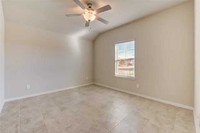 $2,250 | 1207 Cascade Hls Drive, Rosharon, TX 77583