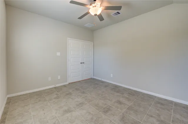 $2,250 | 1207 Cascade Hls Drive, Rosharon, TX 77583