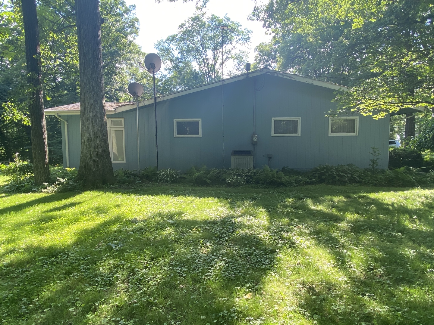 20736 White Oaks Road Morrison, IL 61270 - Photo 3 of 17