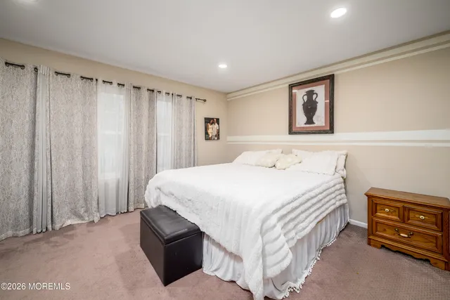 $759,900 | 4 Cambridge Drive, Howell, NJ 07731