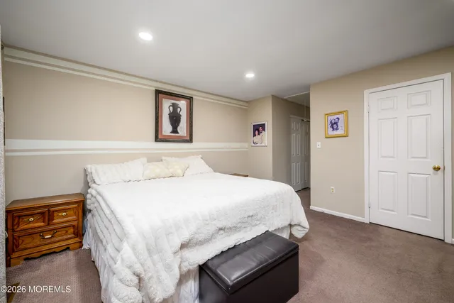 $759,900 | 4 Cambridge Drive, Howell, NJ 07731