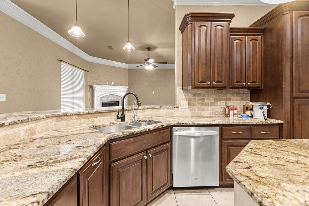 1506 Canaan Road Andrews, TX 79714 - Photo 10 of 36 Gallery Image 10