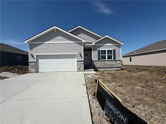 $444,990 | 713 Fallen Leaf Drive, Belton, MO 64012