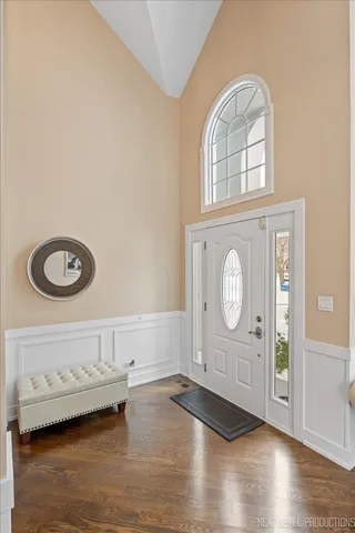 $825,000 | 970 Waterside Court, Aurora, IL 60502