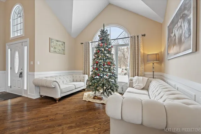 $825,000 | 970 Waterside Court, Aurora, IL 60502