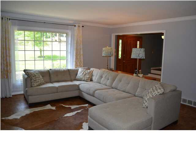 6622 Westlake Road Newburgh, IN 47630 - Photo 2 of 28 Gallery Image 2
