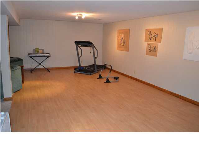 6622 Westlake Road Newburgh, IN 47630 - Photo 20 of 28 Gallery Image 20