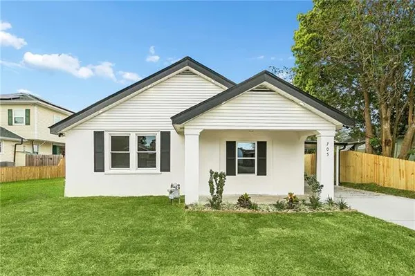 $249,900 | 705 5th Avenue, Harvey, LA 70058