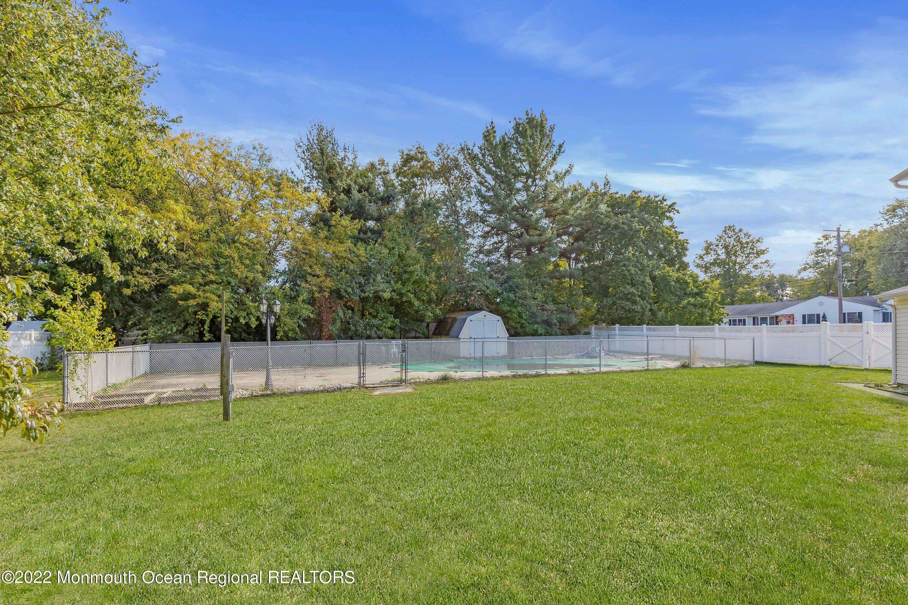 37 Westbrook Road Howell, NJ 07731 - Photo 33 of 39