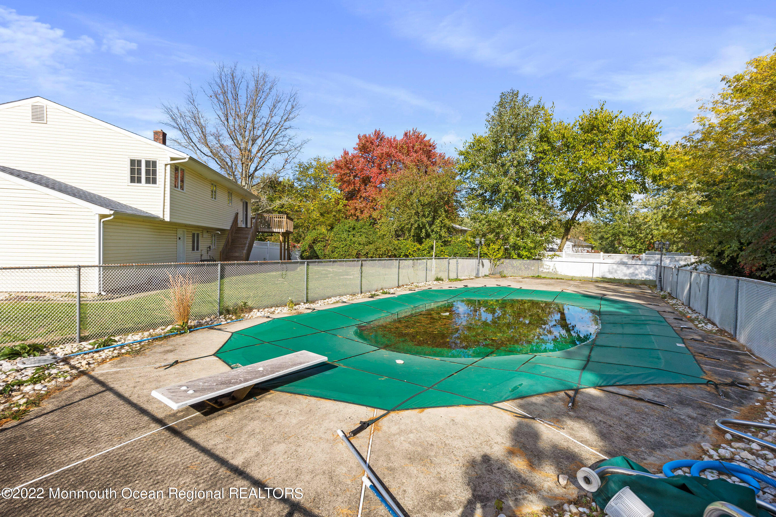 37 Westbrook Road Howell, NJ 07731 - Photo 37 of 39 a backyard of a house with lots of green space