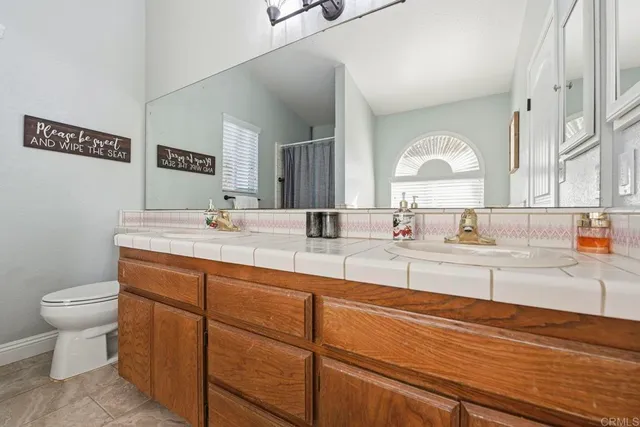 $940,000 | 13638 West Oak Glen Road, Valley Center, CA 92082