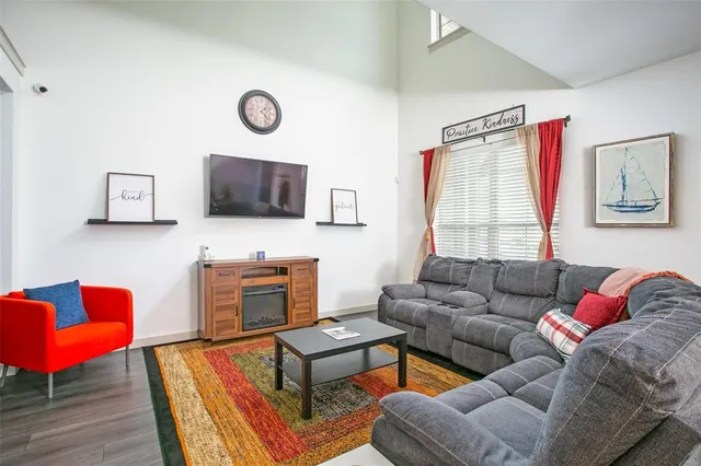 $2,900 | 1213 Casselberry Drive, Flower Mound, TX 75028