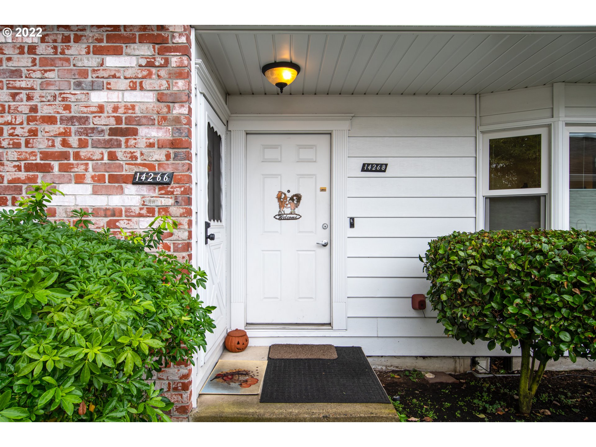 14268 Southwest Farmington Road Beaverton, OR 97005 - Photo 4 of 28