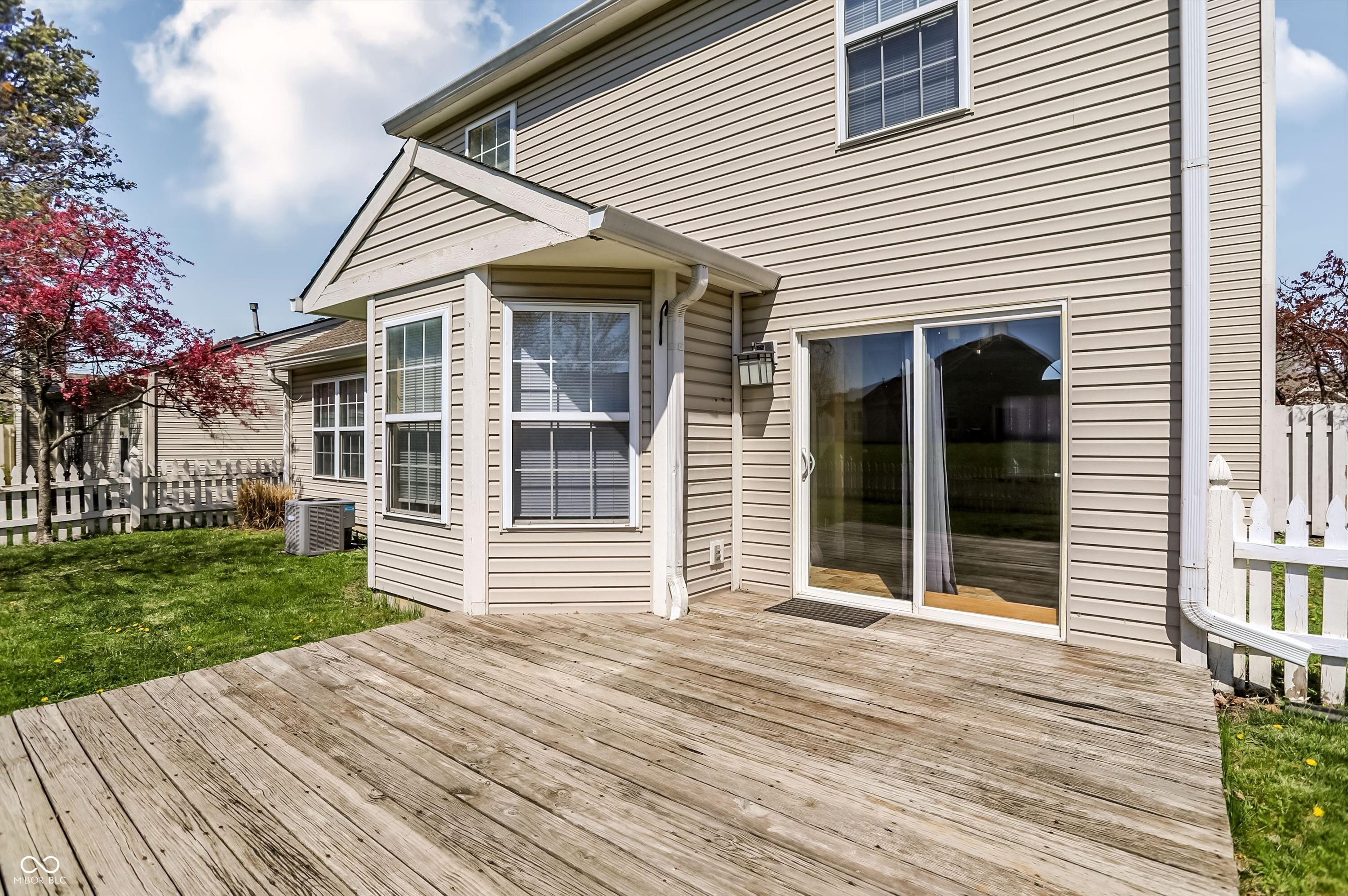 9240 Crossing Drive Fishers, IN 46037 - Photo 48 of 52