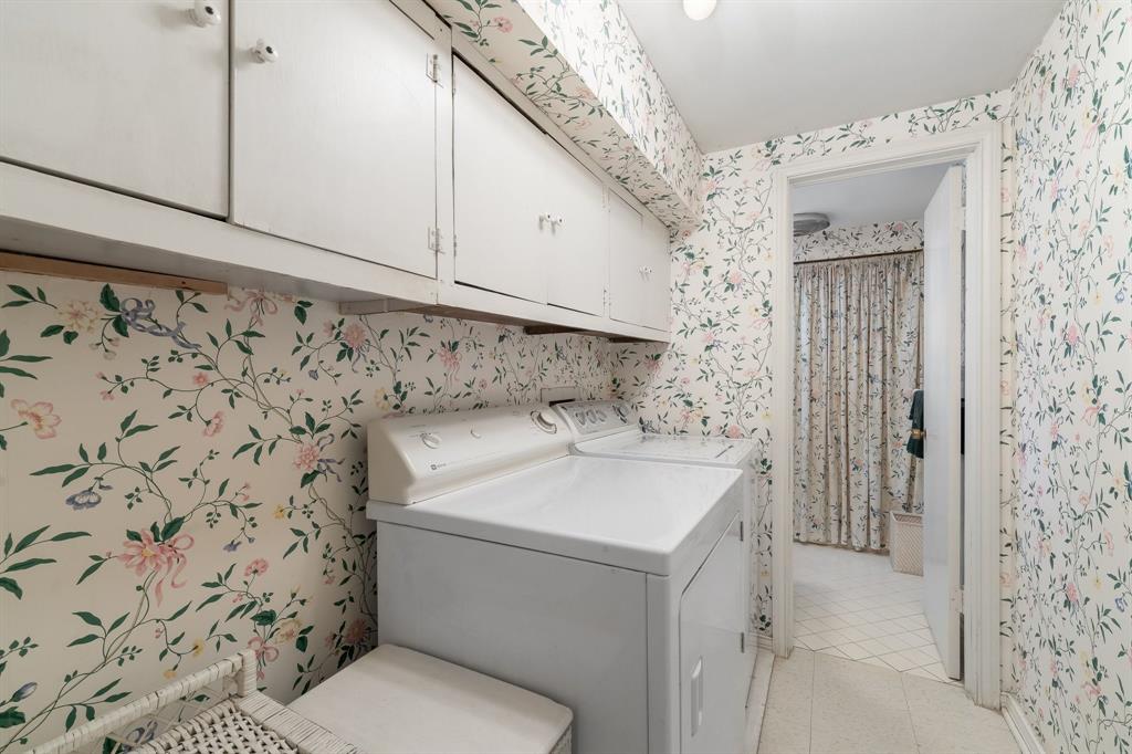 13828 Hillcrest Road Dallas, TX 75240 - Photo 30 of 34 Gallery Image 30