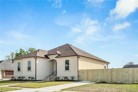 $315,000 | 4611 Charlmark Drive, New Orleans, LA 70127