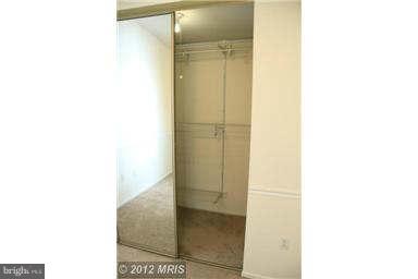 1942 Villaridge Drive, Unit B Reston, VA 20191 - Photo 15 of 20 Interior (General)