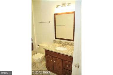 1942 Villaridge Drive, Unit B Reston, VA 20191 - Photo 16 of 20 Bath (Master)
