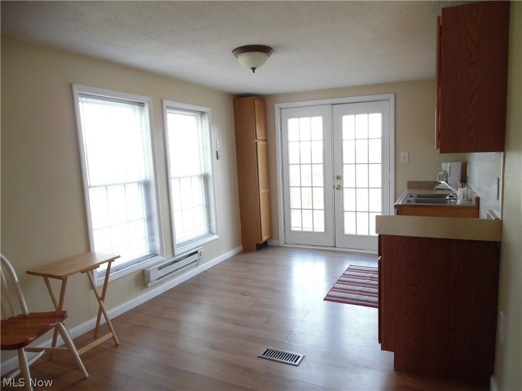 7930 Hayes Road Williamsfield, OH 44093 - Photo 6 of 16 Kitchen