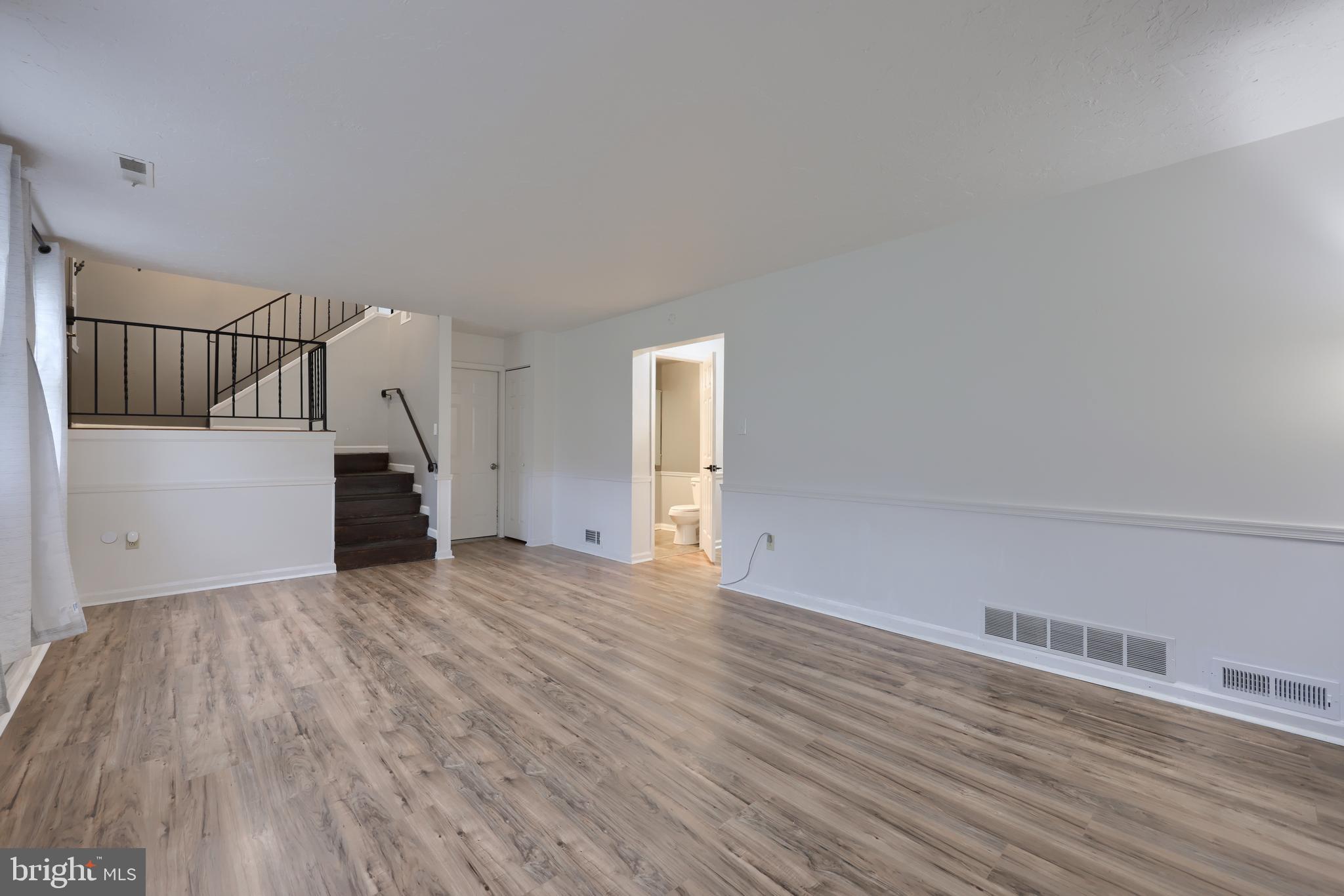 321 Edgewood Road York, PA 17402 - Photo 22 of 39 Gallery Image 22