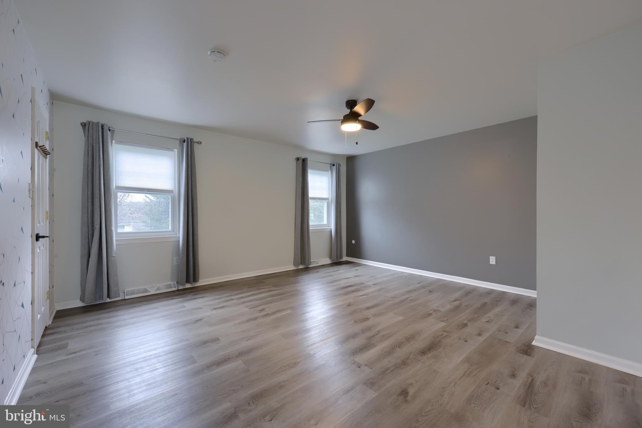 321 Edgewood Road York, PA 17402 - Photo 26 of 39 Gallery Image 26