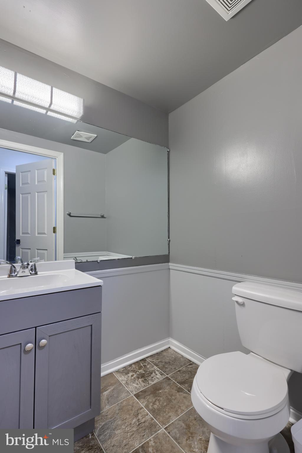321 Edgewood Road York, PA 17402 - Photo 31 of 39 Gallery Image 31