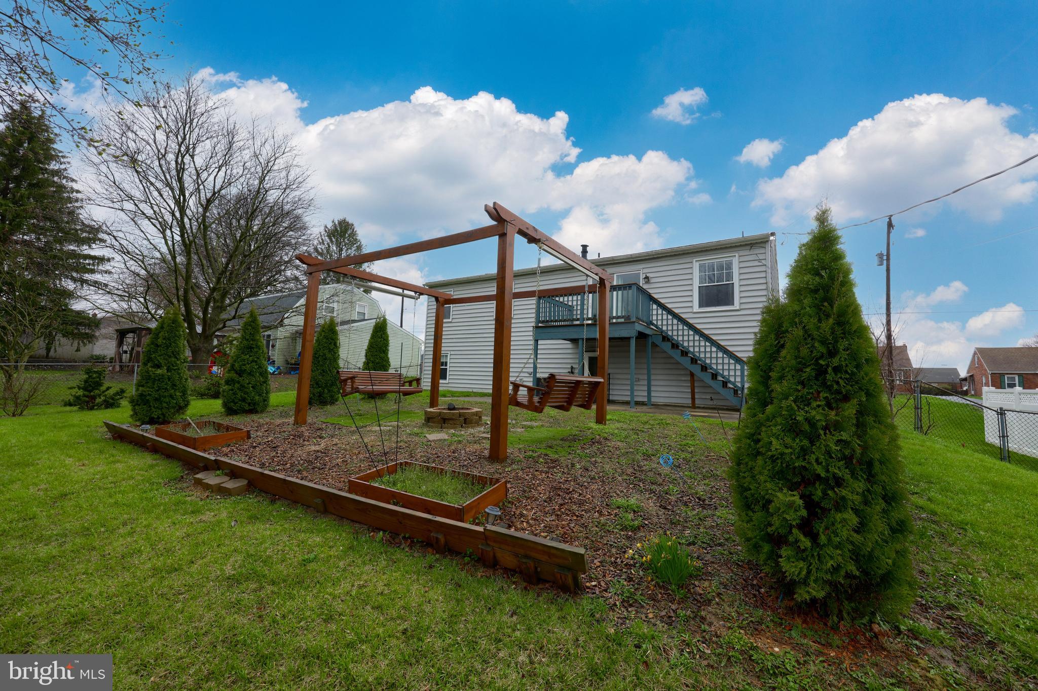321 Edgewood Road York, PA 17402 - Photo 37 of 39 Gallery Image 37