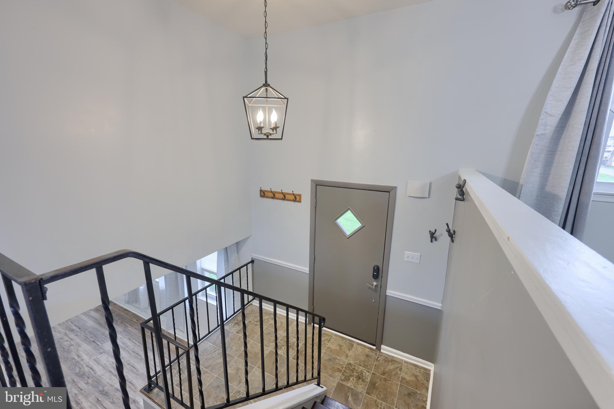 321 Edgewood Road York, PA 17402 - Photo 6 of 39 Gallery Image 6