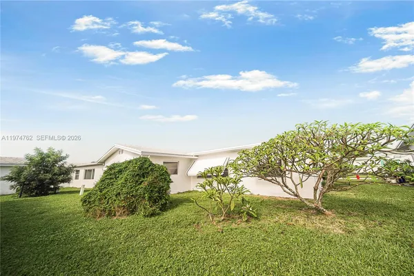 $400,000 | 2106 Alfred Drive, Boynton Beach, FL 33426