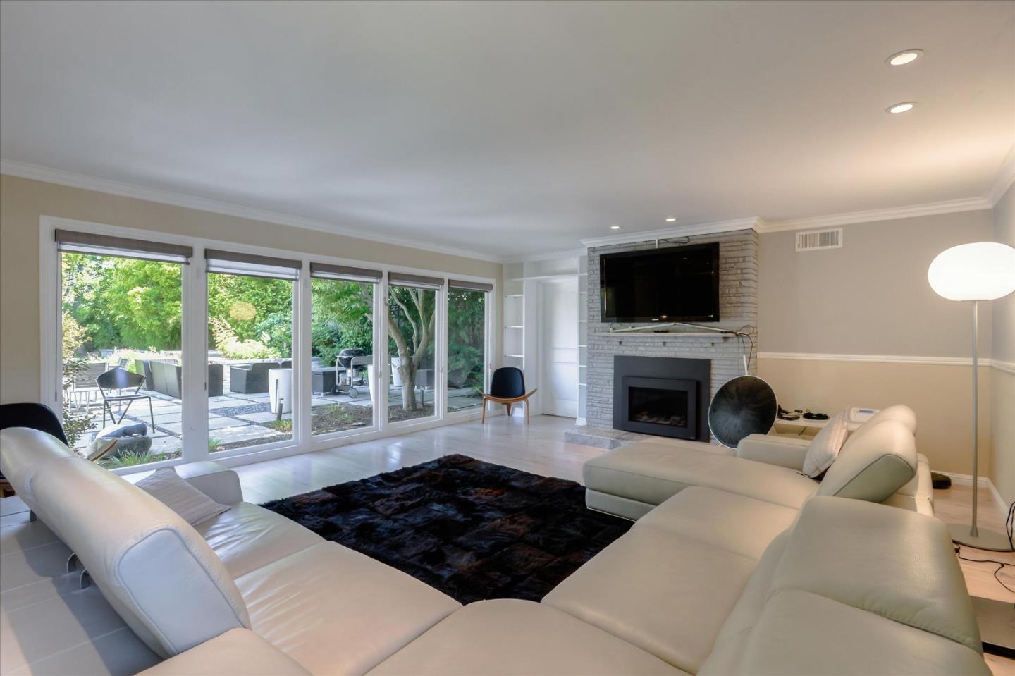 415 Bucknell Drive San Mateo, CA 94402 - Photo 4 of 31