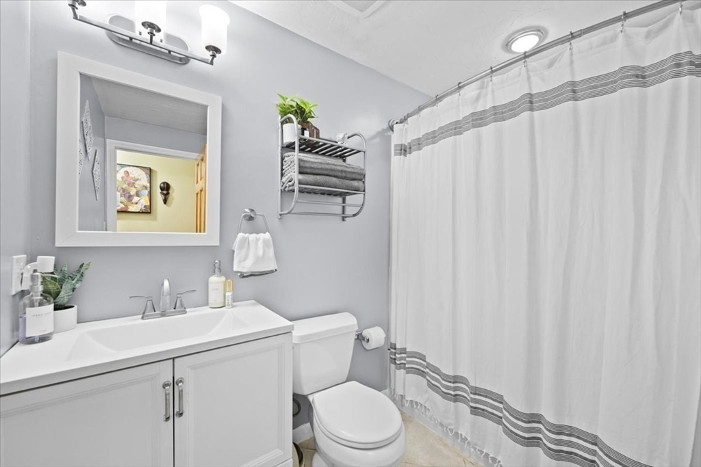 28 Shagbark Road Easton, MA 02375 - Photo 27 of 41 Gallery Image 27