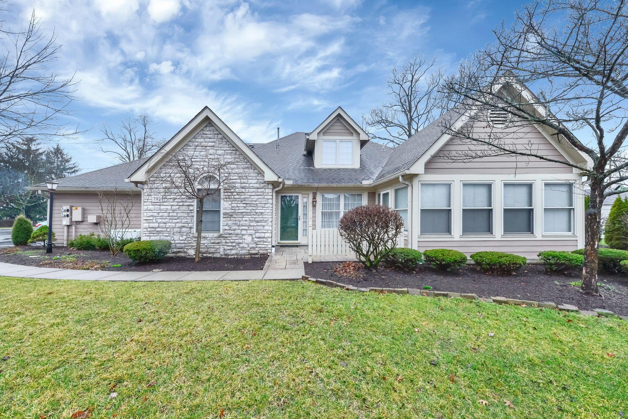 792 Stone Ridge Way Newark, OH 43055 - Photo 1 of 50 1-web-or-mls-792-stone-ridge-way