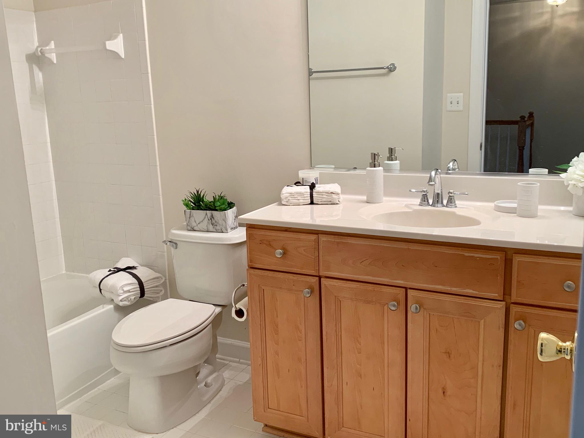 9197 Furey Road Lorton, VA 22079 - Photo 38 of 61 Upper Level Bathroom#2