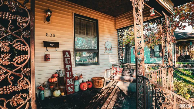 $155,000 | 806 East Boulevard Street, Marion, IL 62959