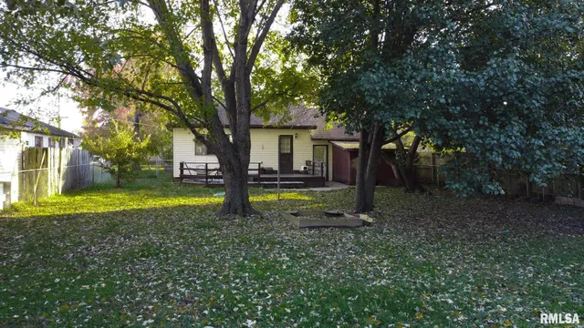 $155,000 | 806 East Boulevard Street, Marion, IL 62959