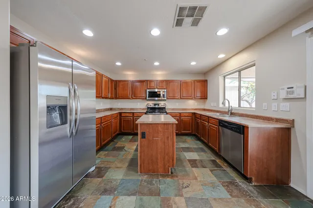 $2,495 | 12692 West Desert Mirage Drive, Peoria, AZ 85383