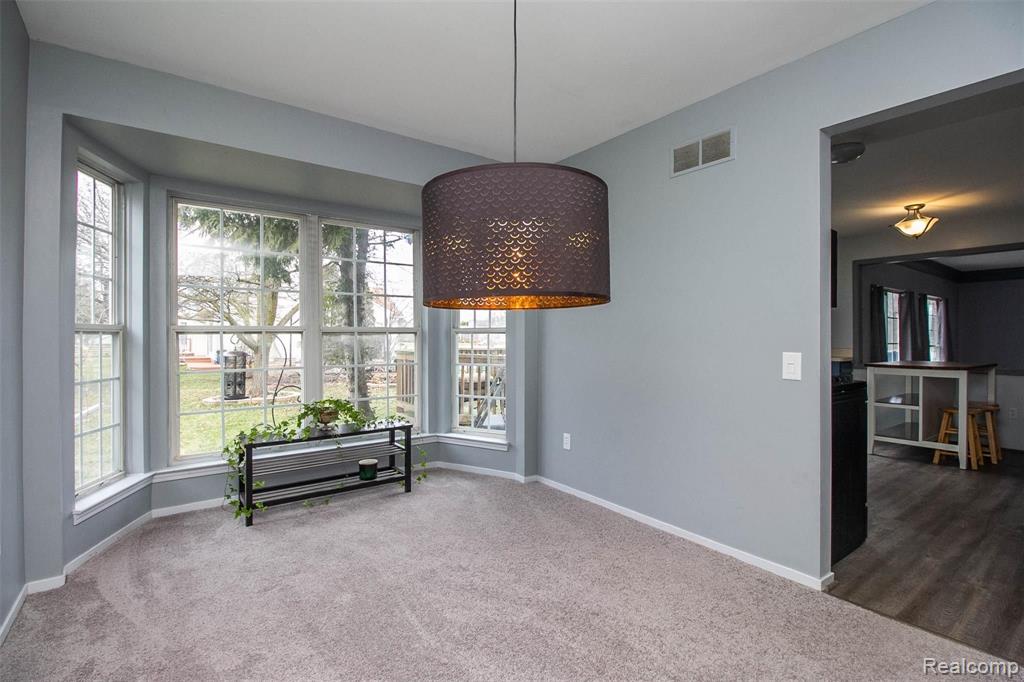 1261 High-Ridge Drive Canton, MI 48187 - Photo 7 of 37