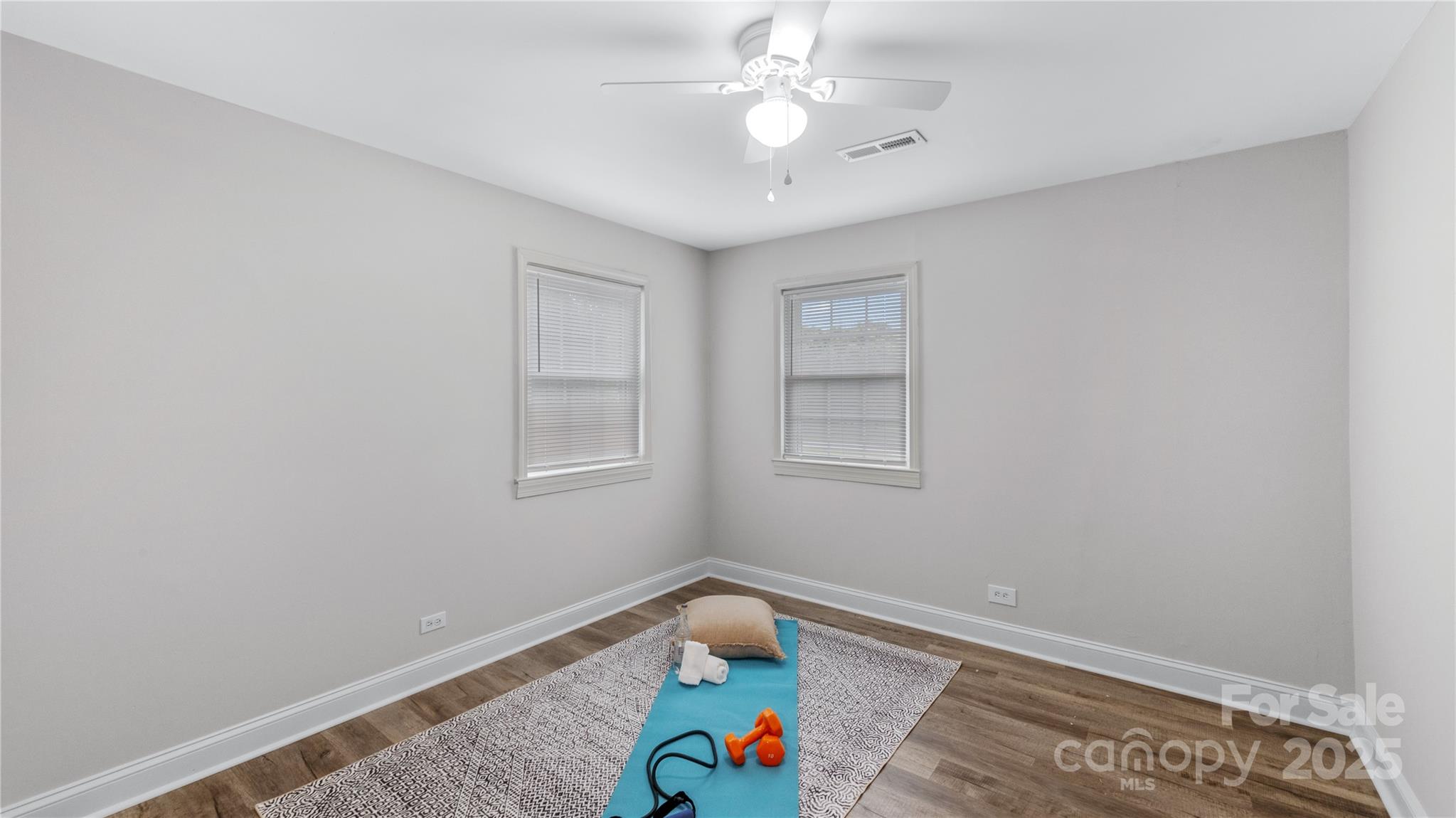 7860 Henry Harris Road Fort Mill, SC 29707 - Photo 21 of 31 an empty room with a workspace