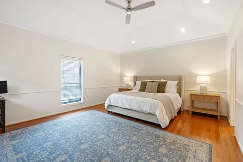 $695,000 | 6734 Vanderbilt Street, Unit 8, Houston, TX 77005
