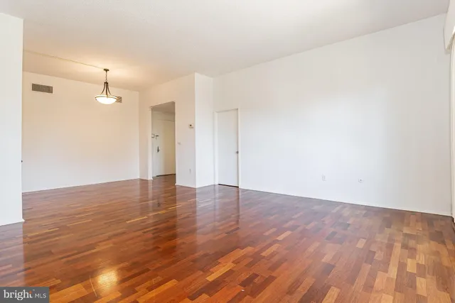 $3,695 | 1 Markham Road, Unit 2F, Princeton, NJ 08540