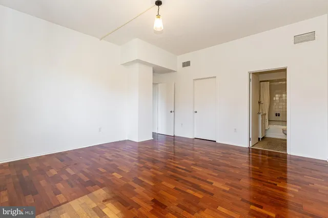 $3,695 | 1 Markham Road, Unit 2F, Princeton, NJ 08540