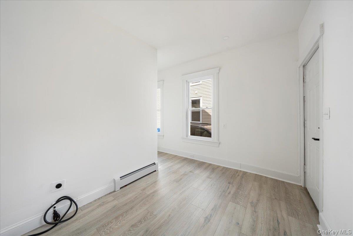 28 Spring Street Middletown, NY 10940 - Photo 20 of 43