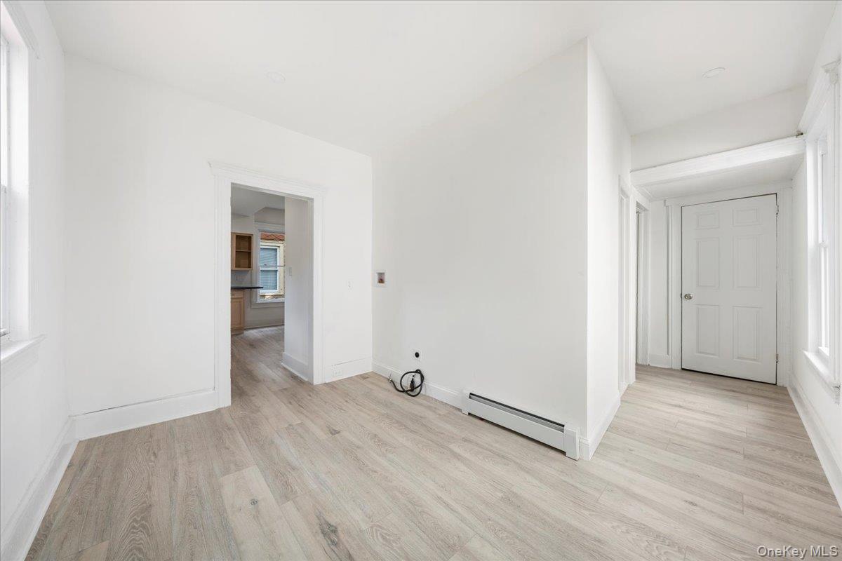 28 Spring Street Middletown, NY 10940 - Photo 21 of 43