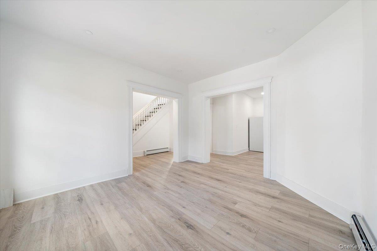 28 Spring Street Middletown, NY 10940 - Photo 8 of 43