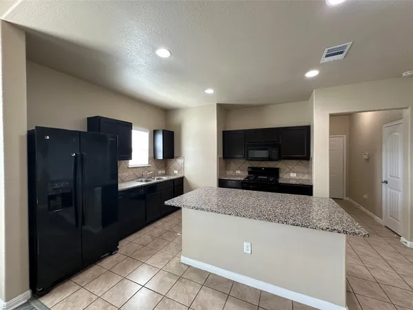 $1,995 | 1517 Maier Drive, Pflugerville, TX 78660