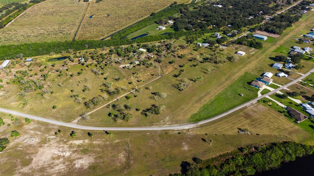 Southwest 144th Parkway Okeechobee, FL 34974 - Photo 13 of 27