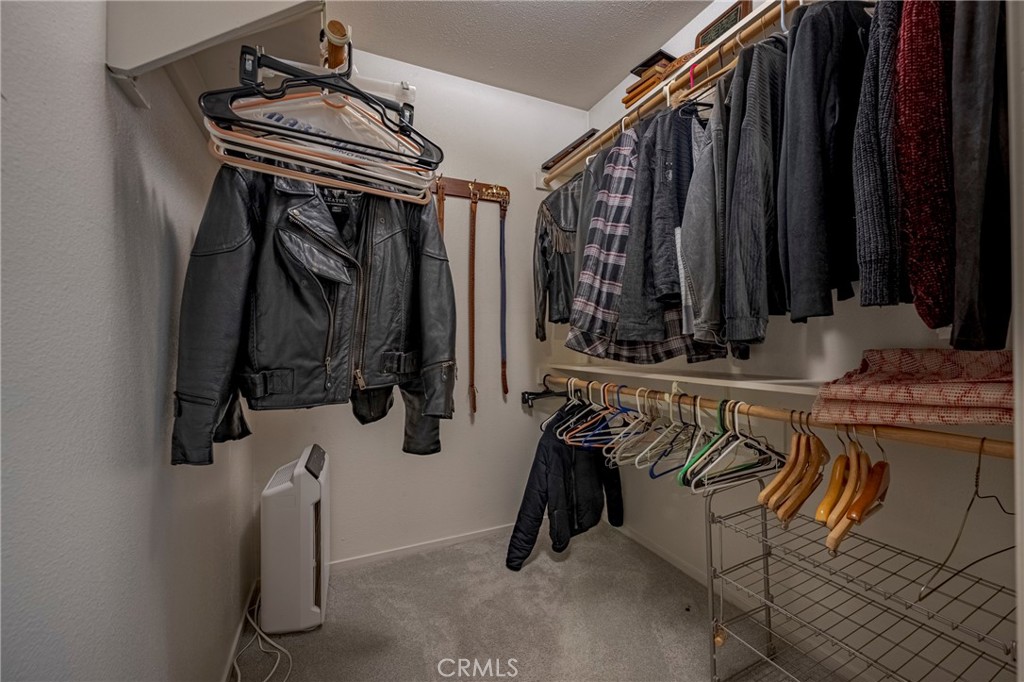 4263 Gurr Road Atwater, CA 95301 - Photo 37 of 73 a bathroom with a sink and a mirror