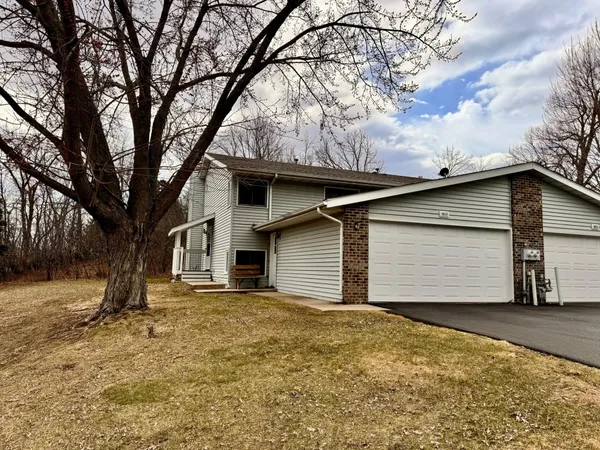 $225,000 | 18121 Covington Path, Minnetonka, MN 55345