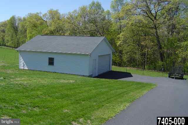 4463 List Road Red Lion, PA 17356 - Photo 6 of 8
