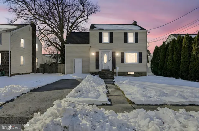 $330,000 | 9 Alvil Road, Wilmington, DE 19805